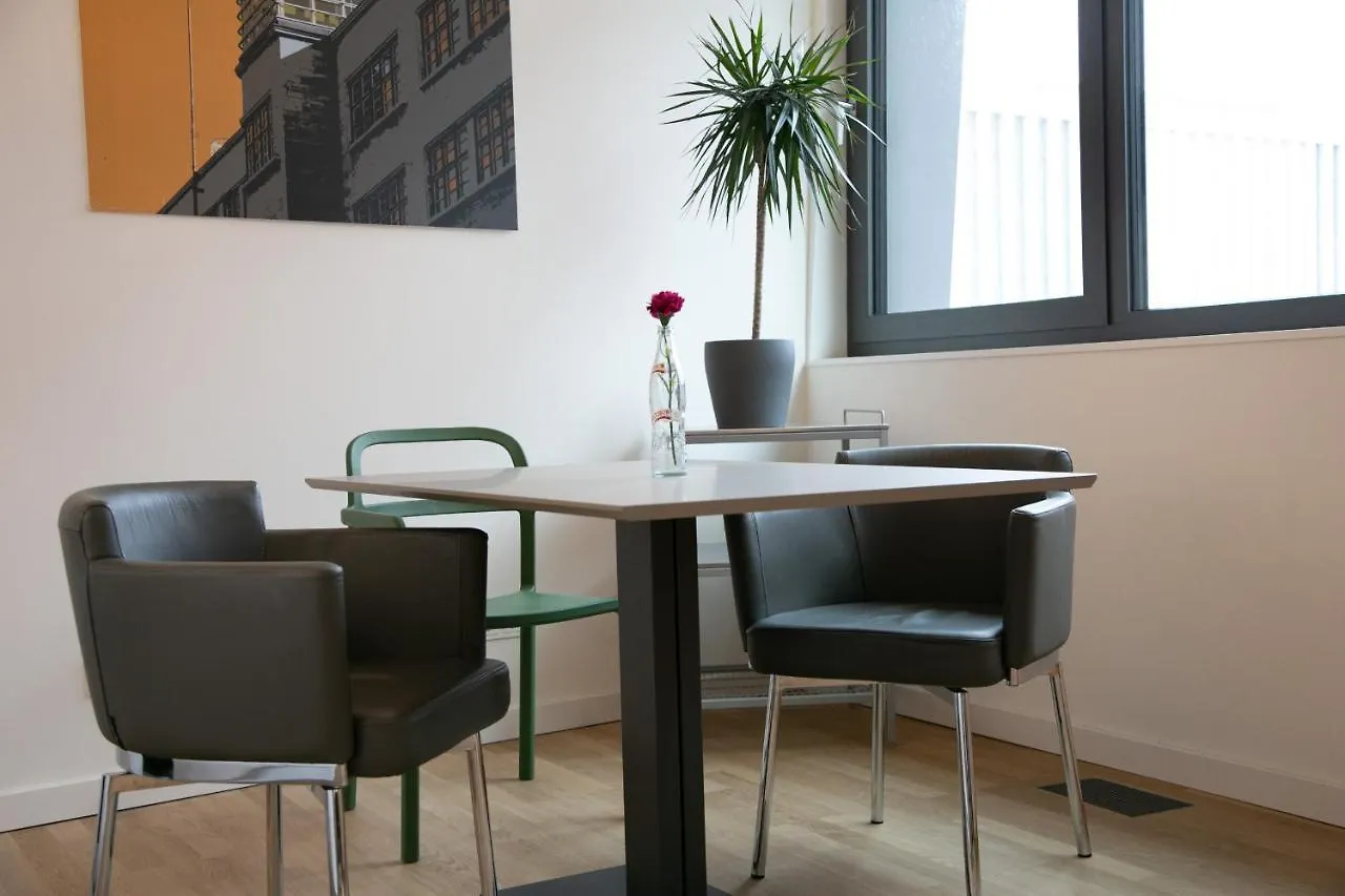 Nena Apartment Sapphire By Libeskind Berlin